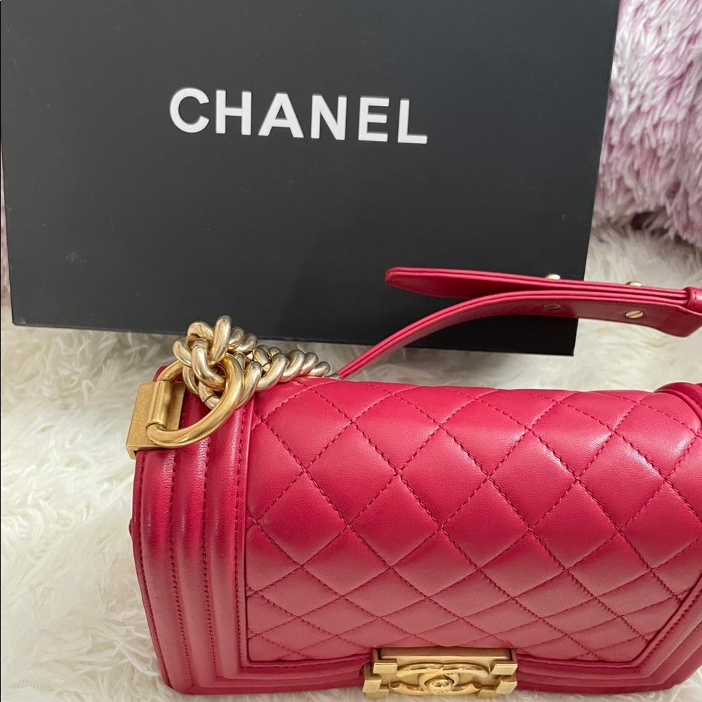 AUTHENTIC CHANEL LE BOY HANDBAG